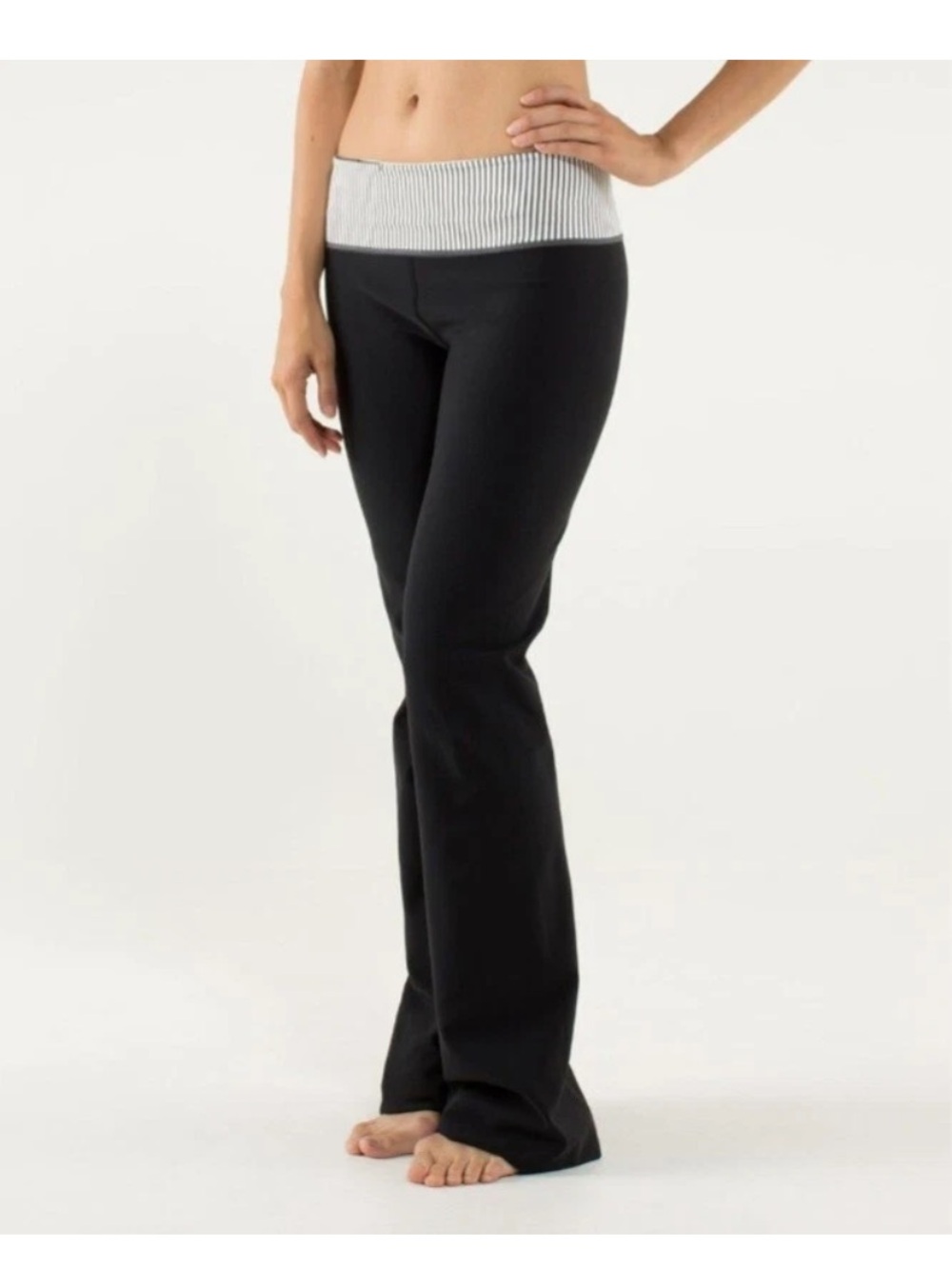 Lululemon Groove Pant Black Stripe Waistband Bootcut Flare Size M